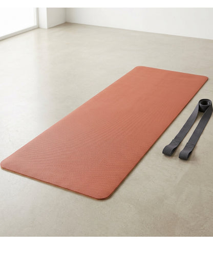Vearoom PU and Natural Rubber Yoga Mat 185 x 68 x 0.5 cm with Strap Terracotta - Lifestyle view