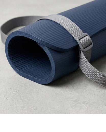 Vearoom Wide NBR Yoga Mat 183 x 80 x 1 cm with Strap Navy - Detail view